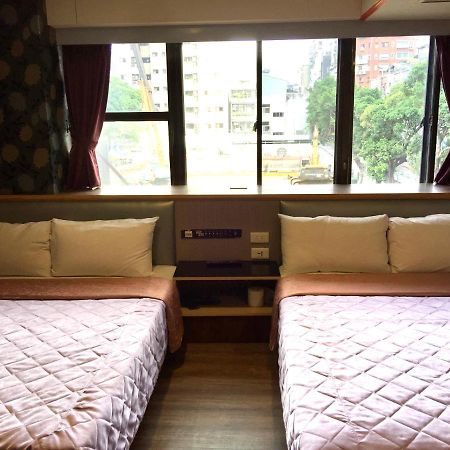 One Plus One Hotel Taipei Luaran gambar