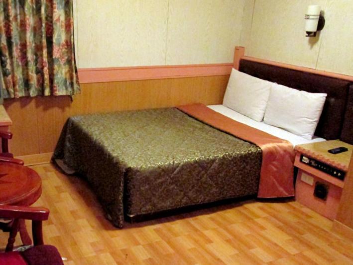 One Plus One Hotel Taipei Bilik gambar